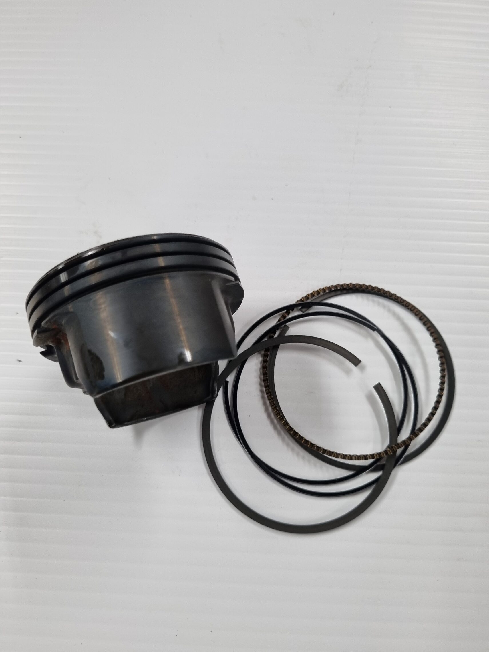 591284 PISTON ASSEMBLY