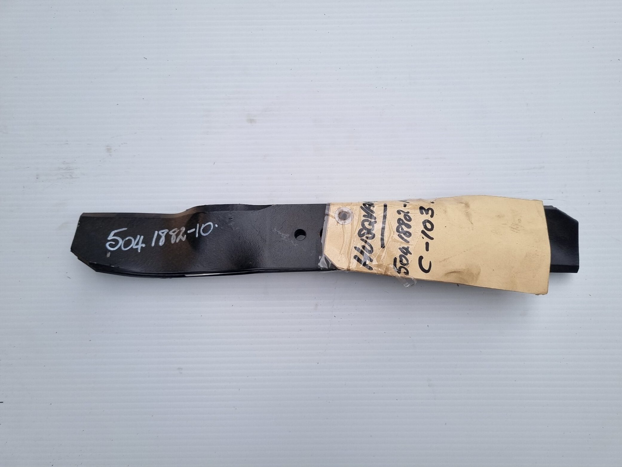 Husqvarna R316 R320 Rider 155 175 R Bar Blade 5041882-10